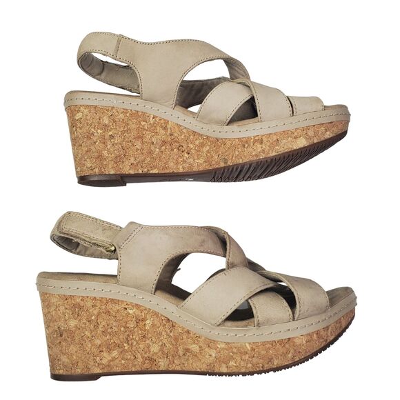 Clarks Wedge Sandals Cork‎ Platform Criss Cross Straps Beige Women SZ 8.5 Resort - Picture 1 of 7